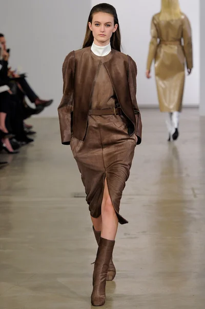 Look 9